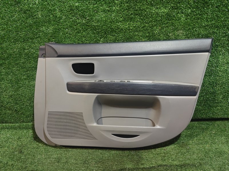 Обшивка дверей MAZDA DEMIO DY3W передняя правая (б/у)
