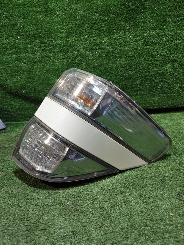 Стоп-сигнал TOYOTA VELLFIRE ANH20 правый (б/у)