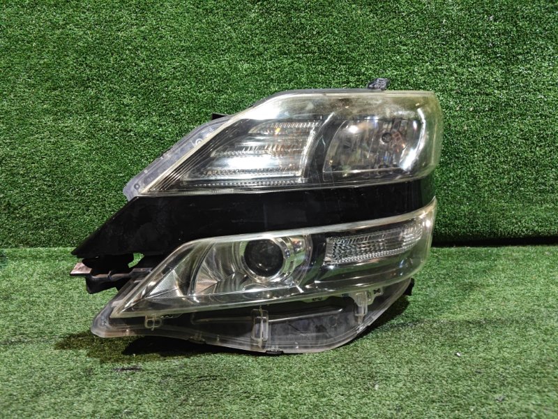 Фара TOYOTA VELLFIRE ANH20 левая (б/у)