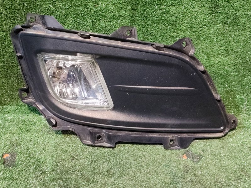 Туманка MAZDA BIANTE CCEFW передняя правая (б/у)