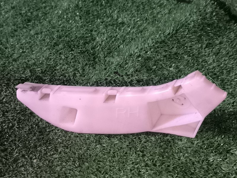 Крепление бампера MAZDA VERISA DC5W переднее правое (б/у)