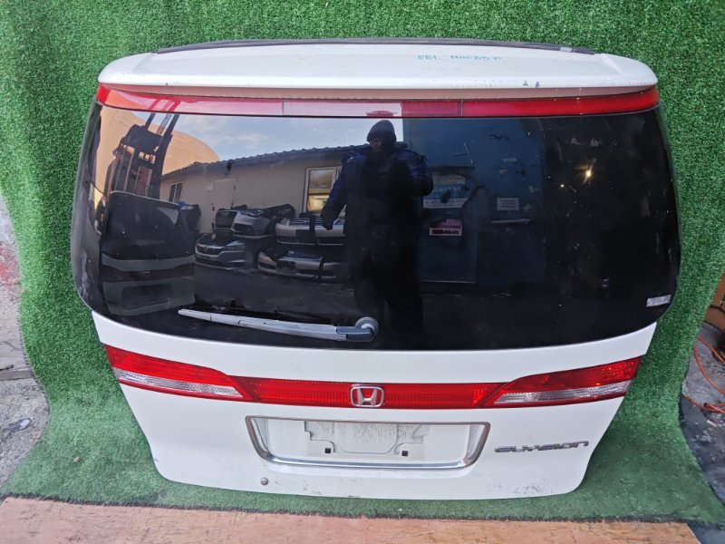 Дверь 5-я HONDA ELYSION RR1 (б/у)