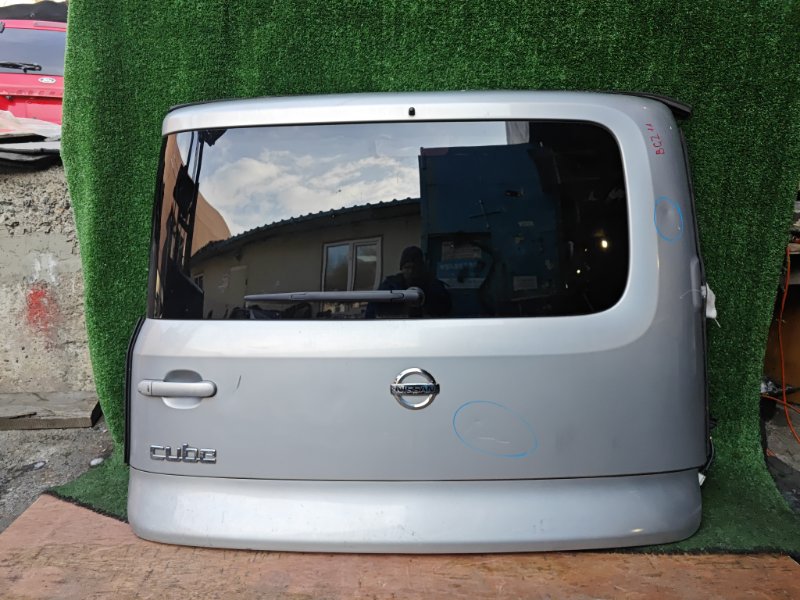 Дверь 5-я NISSAN CUBE Z11 (б/у)