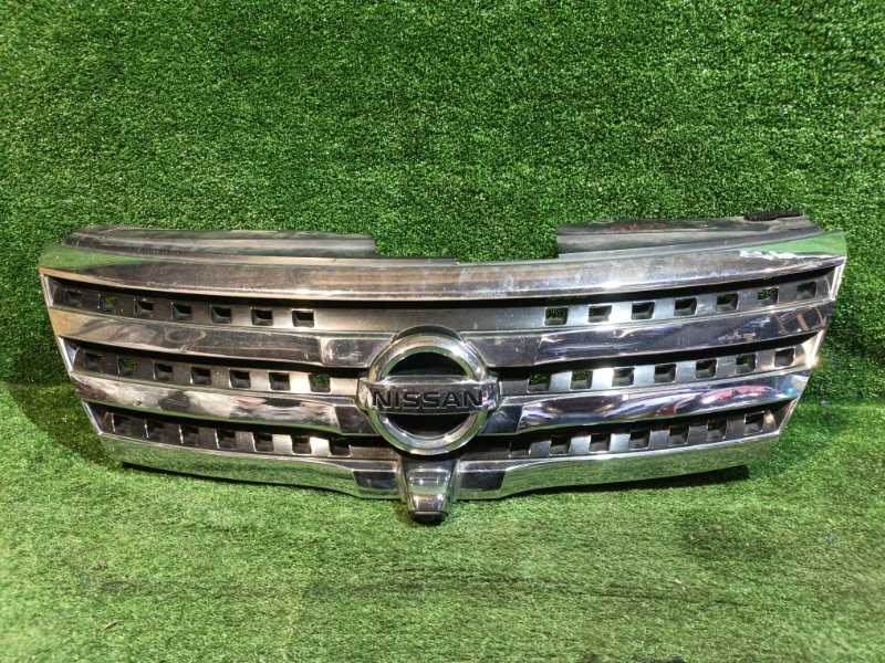 Решетка радиатора NISSAN SERENA CC25 (б/у)
