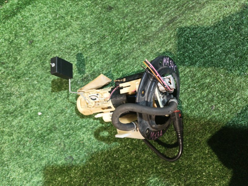 Топливный насос SUZUKI SOLIO MA34S M13A (б/у)