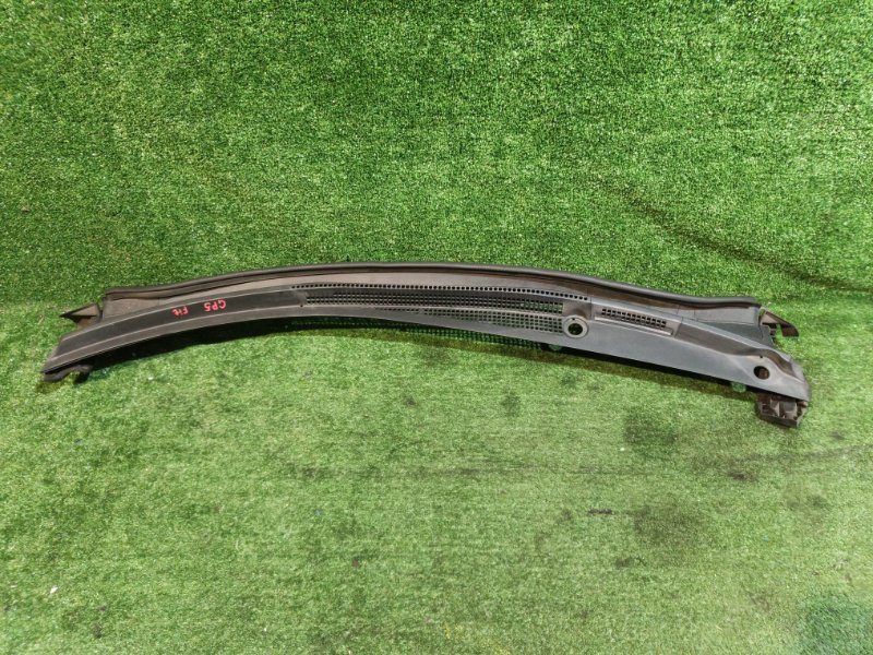 Решетка под дворники HONDA FIT GK3 (б/у)