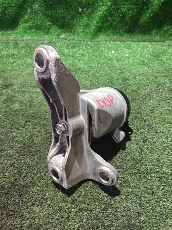 Подушка двигателя MAZDA MPV LY3P L3 правая (б/у)