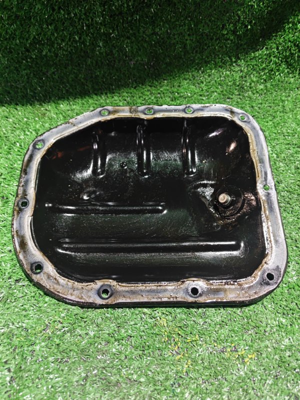 Поддон TOYOTA AQUA NHP10 1NZ (б/у)