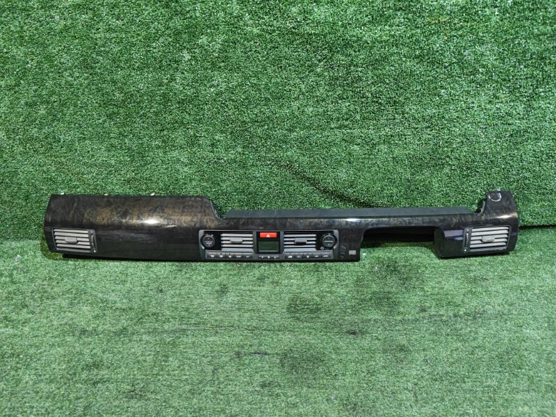 Накладка на торпеду HONDA ELYSION RR1 (б/у)