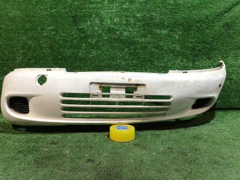 Бампер TOYOTA FUNCARGO NCP20 передний (б/у)