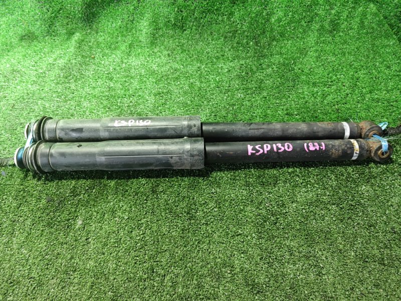 Амортизатор TOYOTA VITZ KSP130 1KR-FE 2011 задний (б/у)
