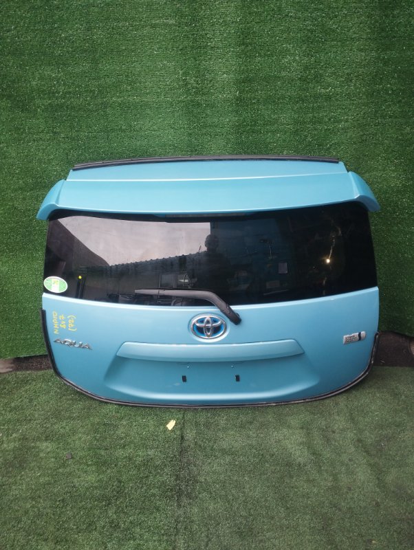 Дверь 5-я TOYOTA AQUA NHP10 1NZ-FXE 2013 задняя (б/у)