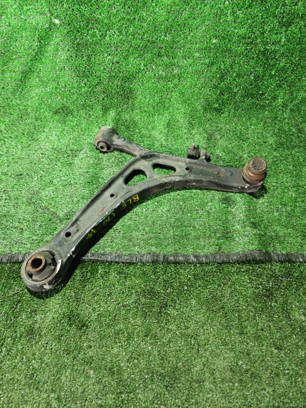 Рычаг SUBARU LEGACY BLE EZ30 2003 передний правый (б/у)