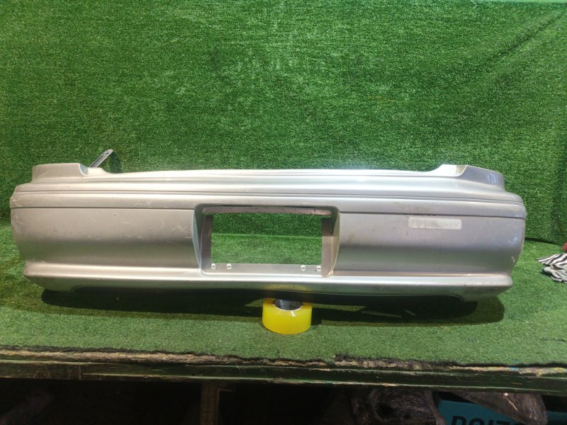 Бампер TOYOTA MARK II JZX100 задний (б/у)