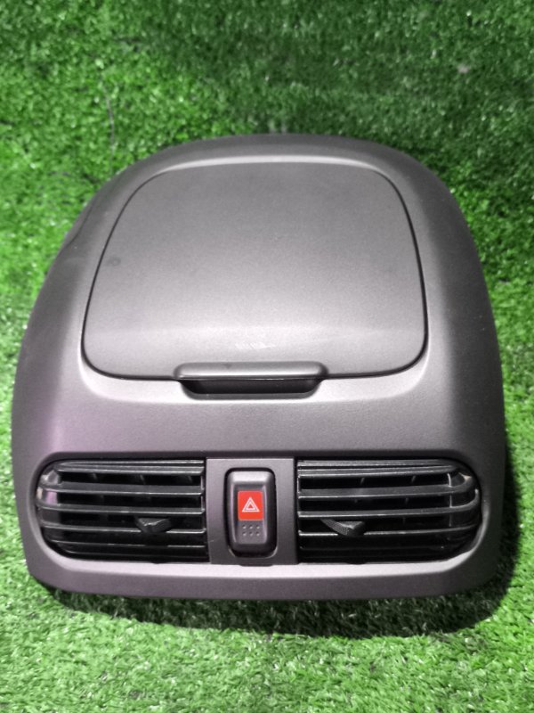 Бардачок NISSAN SUNNY FB15 QG15DE 2002 (б/у)