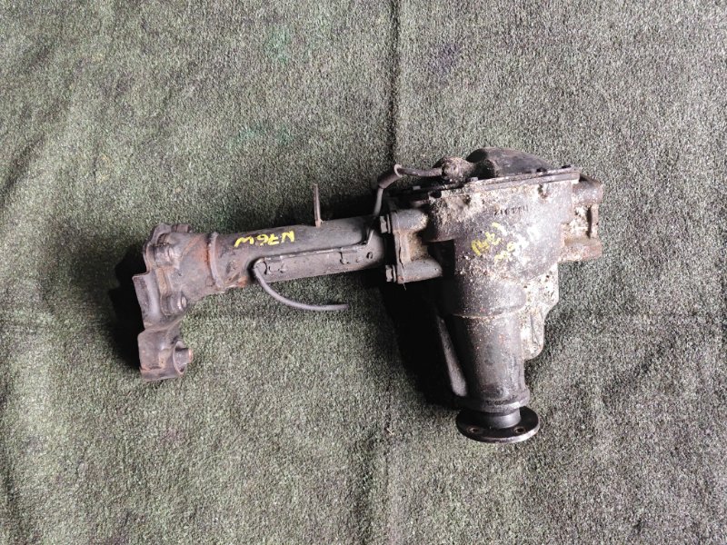 Редуктор MITSUBISHI PAJERO IO H76W 4G93 2004 передний (б/у)