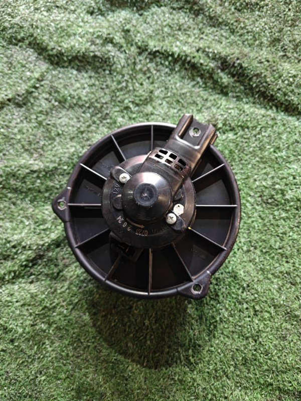 Мотор печки MITSUBISHI DELICA PD6W 6G72 2005 (б/у)