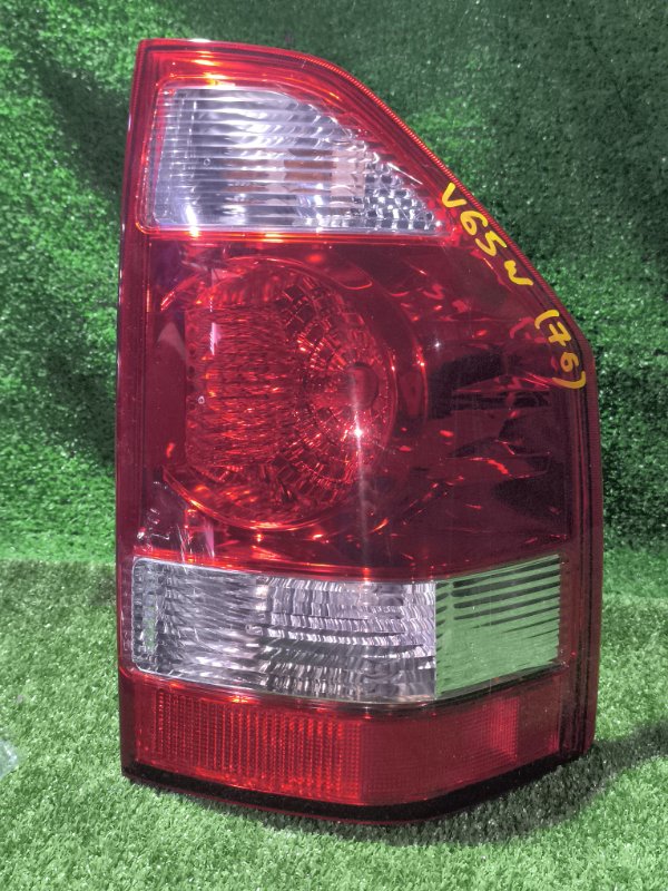 Стоп-сигнал MITSUBISHI PAJERO V65W 6G74 2004 задний правый (б/у)