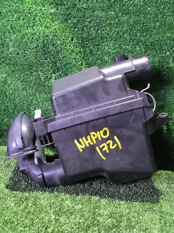 Корпус воздушного фильтра TOYOTA AQUA NHP10 1NZ-FXE 2013 (б/у)