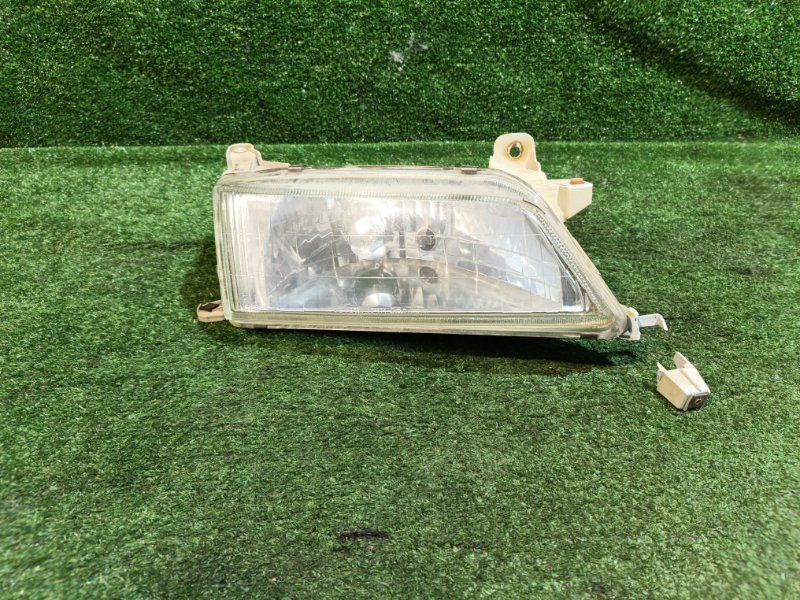 Фара TOYOTA CORONA PREMIO ST210 правая (б/у)