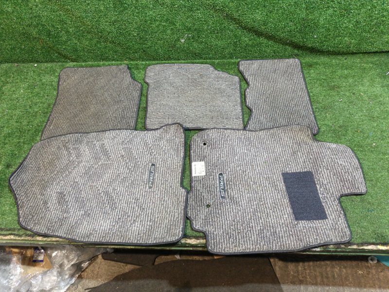 Коврики комплект TOYOTA PRIUS NHW20 1NZ-FXE 2006 (б/у)