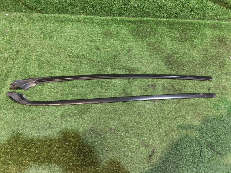 Молдинг лобового стекла TOYOTA NOAH ZRR75 3ZR-FE 2008 (б/у)