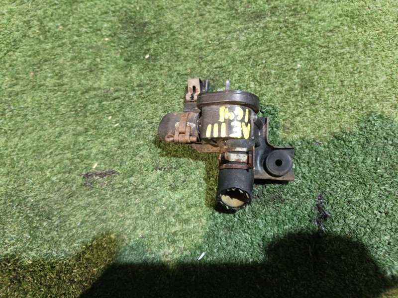 Кран печки TOYOTA COROLLA LEVIN AE111 4A-GE 1995 (б/у)