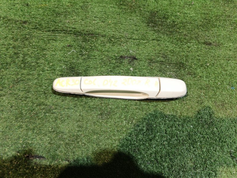 Ручка двери TOYOTA ESTIMA ACR30 задняя правая (б/у)