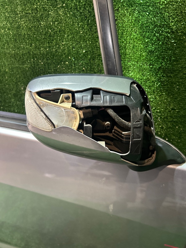 Зеркало HONDA FIT GE6 переднее правое (б/у)