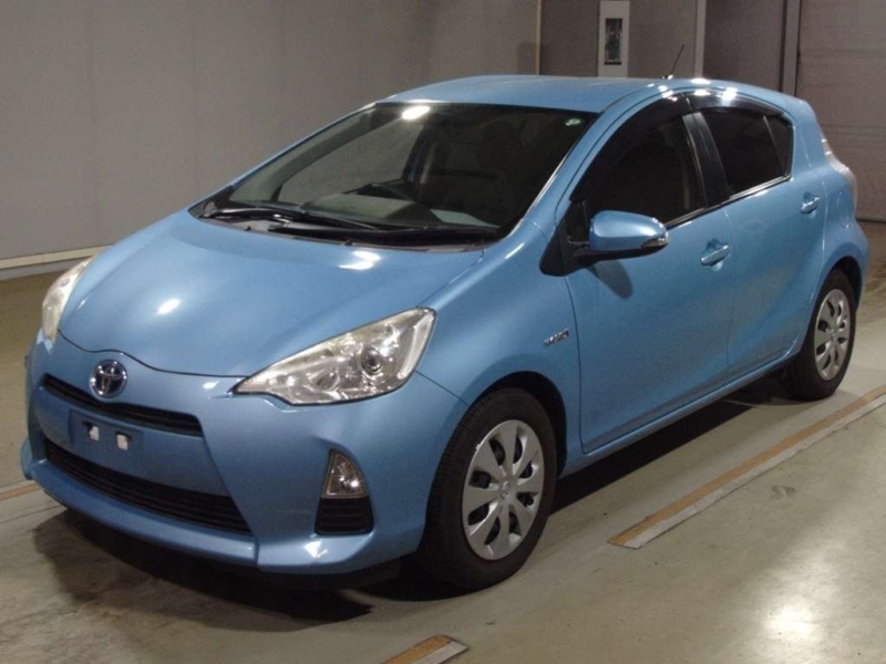 Двигатель TOYOTA AQUA NHP10 1NZ-FXE 2013 (б/у)