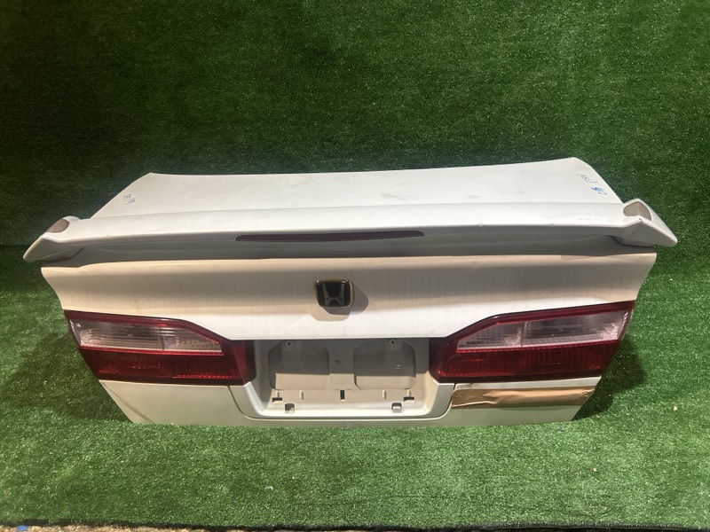 Крышка багажника HONDA TORNEO CF5 F20B 1997 задняя (б/у)