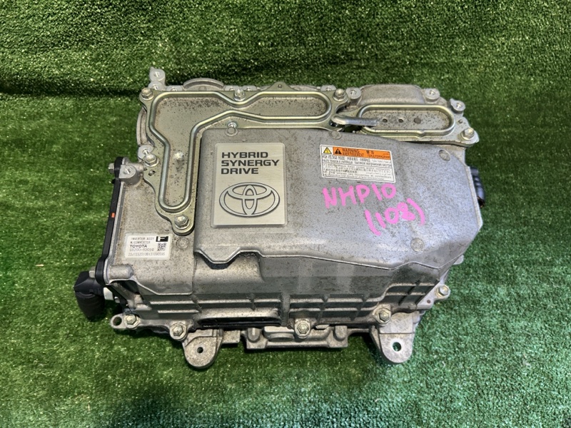 Инвертор TOYOTA AQUA NHP10 1NZ-FXE 2013 (б/у)