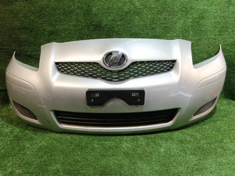 Бампер TOYOTA VITZ SCP90 2SZ-FE 2009 передний (б/у)