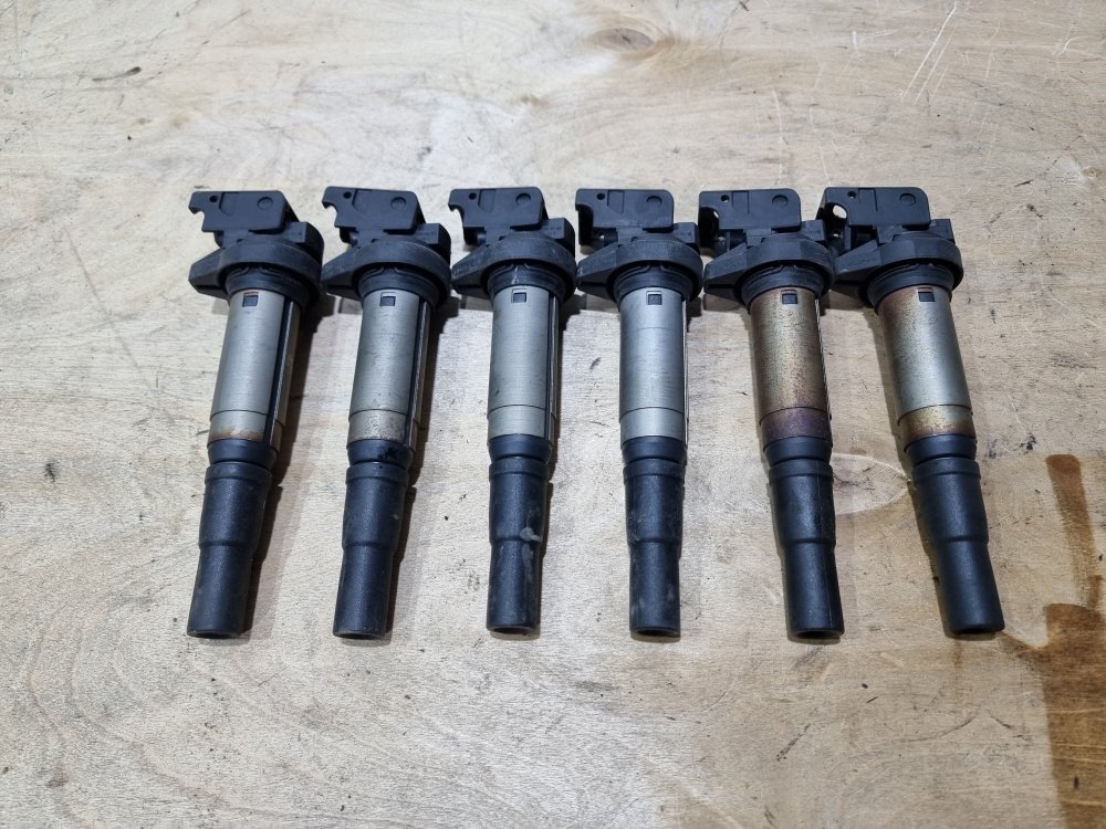 Запчасть катушка зажигания BMW 5 2013 F10 N52B25A 7575010 контрактная Катушка зажигания BMW 5 2013 F10 N52B25A 7575010 контрактная