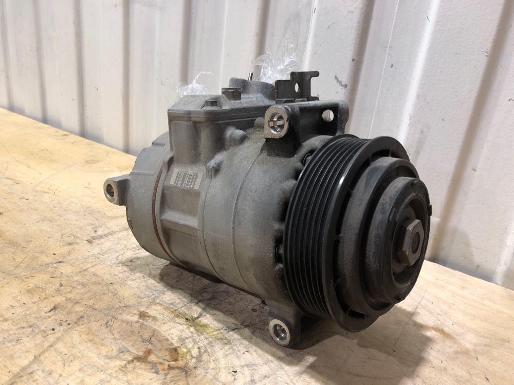 Компрессор кондиционера s class w221 m276 3.5 Компрессор кондиционера s class w221 m276 3.5