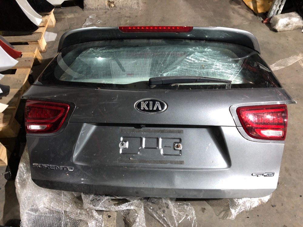 Крышка багажника Kia Sorento prime 3 Крышка багажника Kia Sorento prime 3