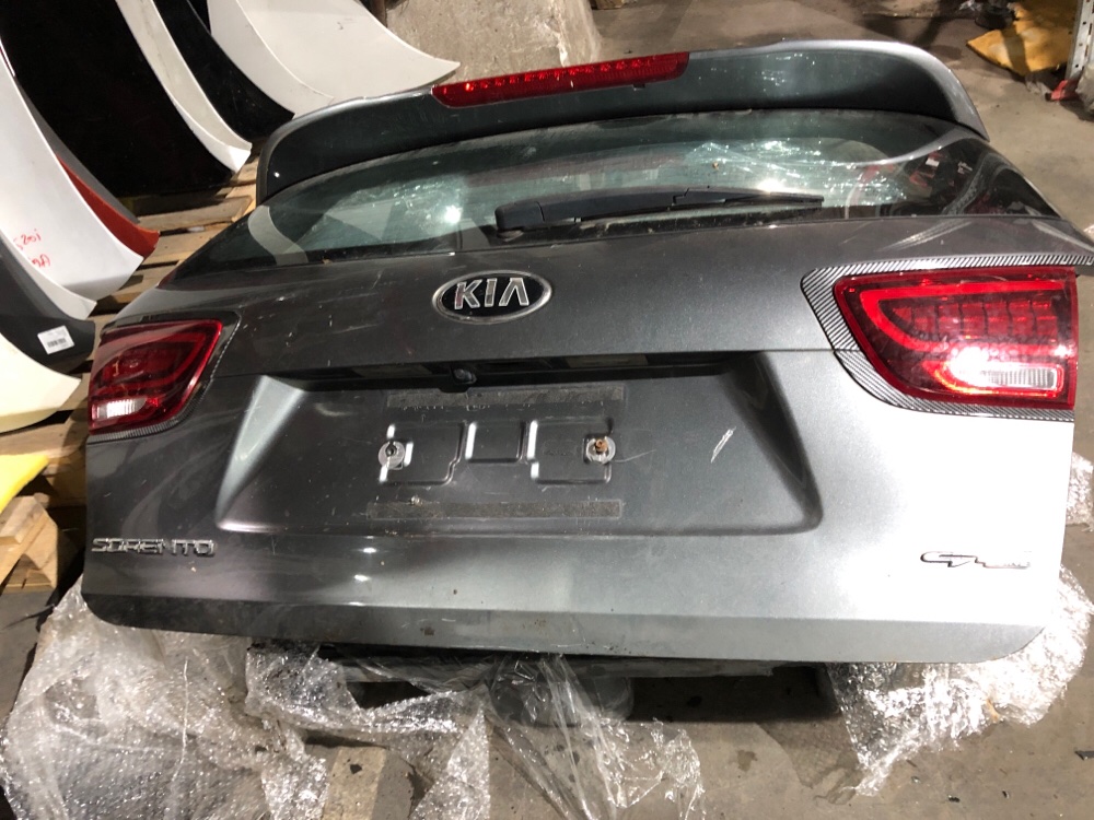 Крышка багажника Sorento prime 3 Крышка багажника Sorento prime 3
