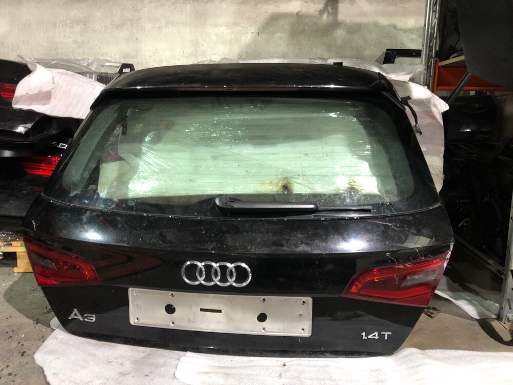 Крышка багажника Audi a3 8v 8V4827025D контрактная