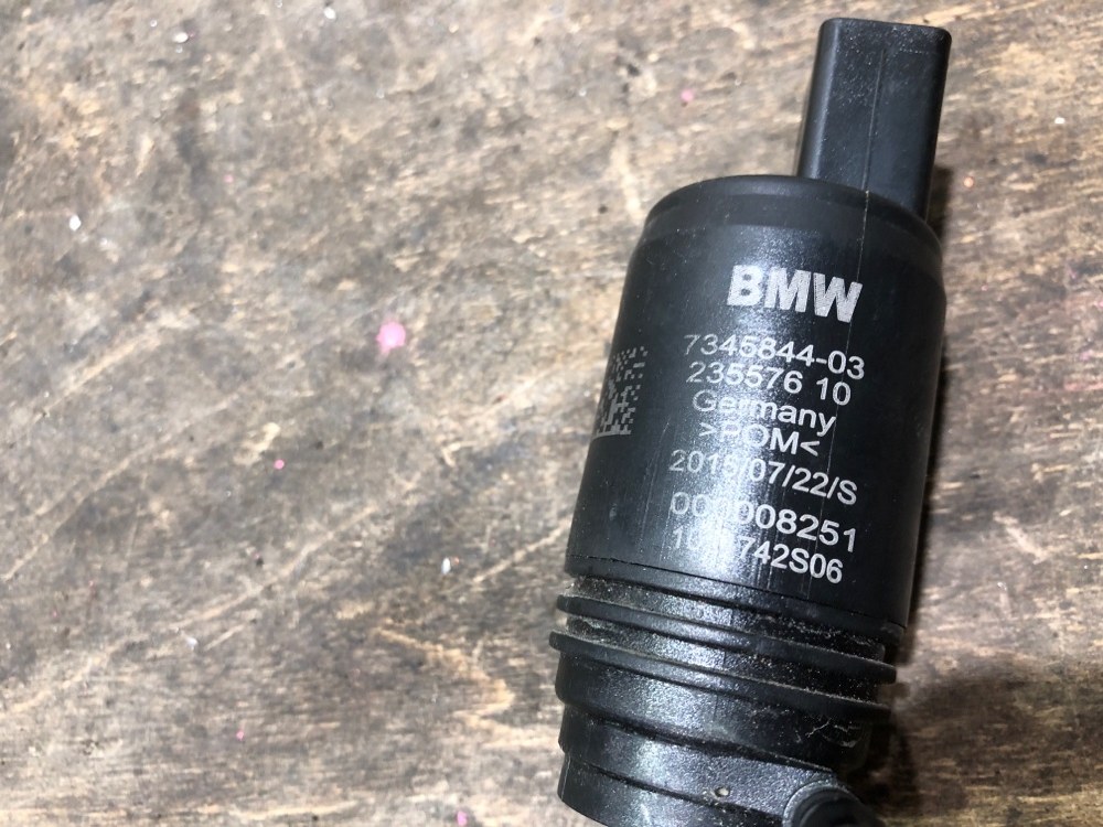 Насос омывателя BMW 6 g32