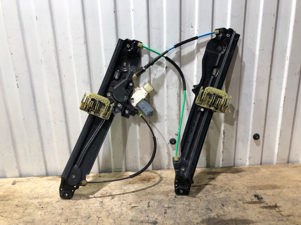 Стеклоподъемник передний правый 5 f 10