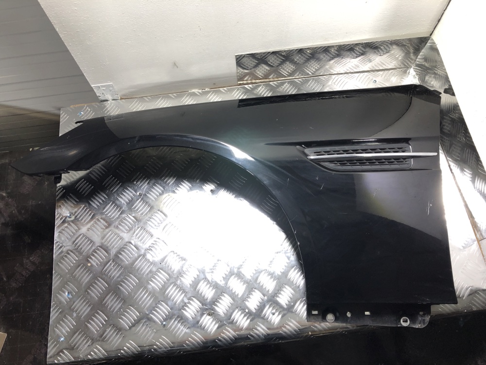Крыло переднее левое Mercedes-benz slk r172 a1728810301 контрактная