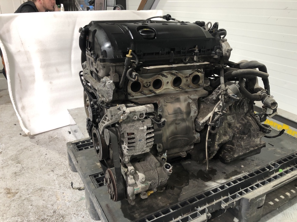 Двигатель MINI Cooper N16b16a