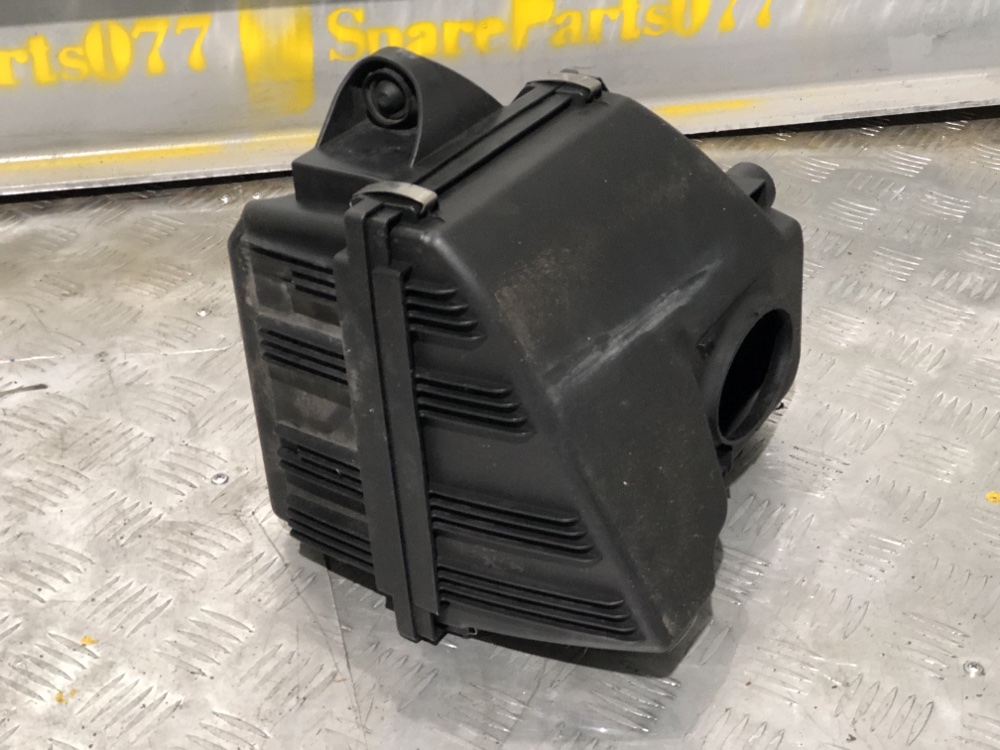 Корпус воздушного фильтра x3 f25 N52B30A