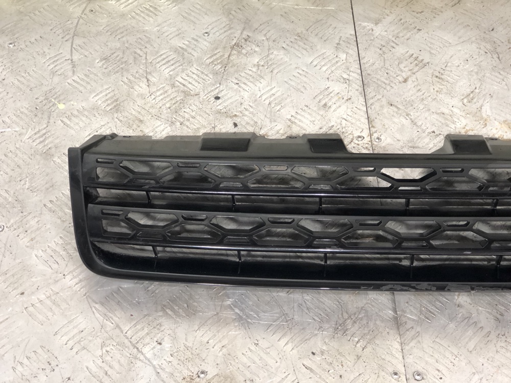 Решетка в бампер discovery sport l550 204pt
