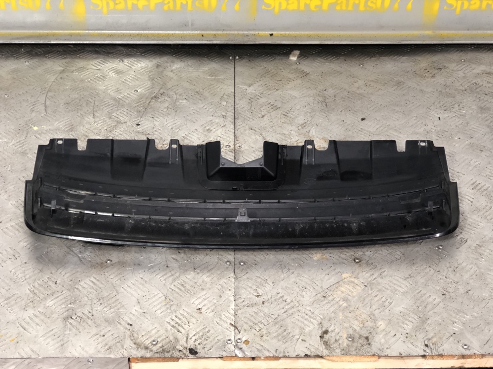 Решетка в бампер discovery sport l550 204pt