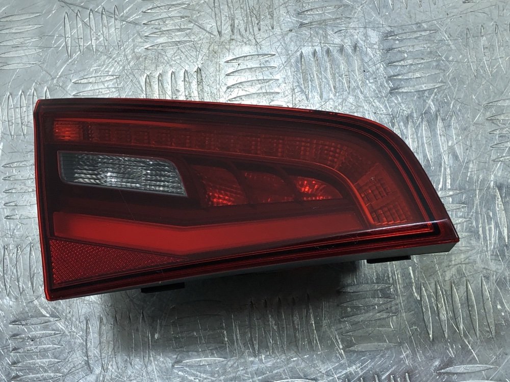 Фонарь левый Audi a3 8v 8v4945093a контрактная
