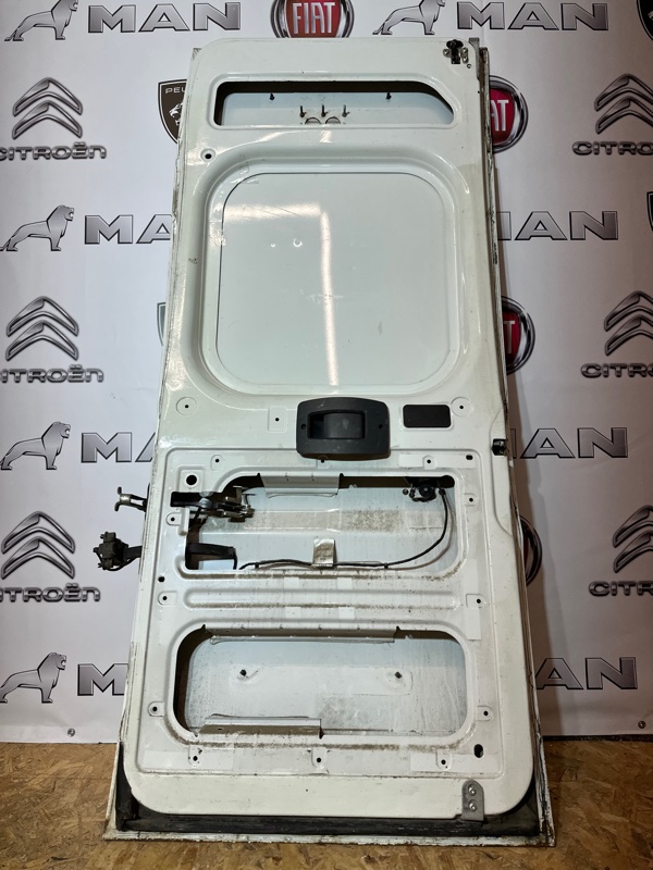 Дверь багажника задняя правая jumper 2011 Евро 4 250 2.2 HDI.