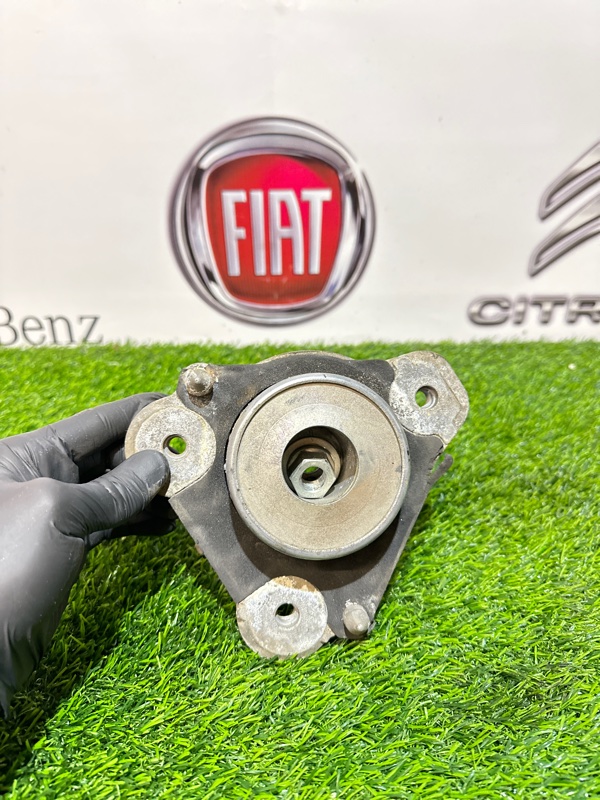 СТАКАН АМОРТИЗАТОРА PEUGEOT BOXER CITROEN FIAT ДУКАТО boxer 250 2.2 HDI. СТАКАН АМОРТИЗАТОРА PEUGEOT BOXER CITROEN FIAT ДУКАТО boxer 250 2.2 HDI.