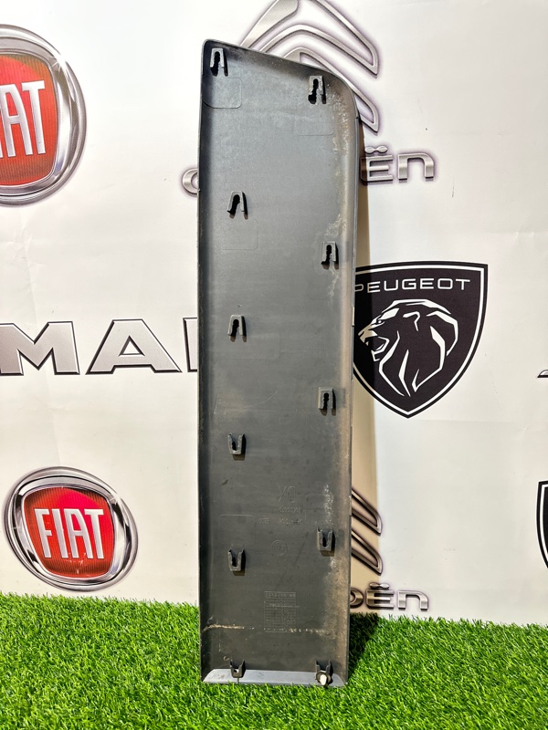 Молдинг накладка кузова боковая правый PEUGEOT BOXER CITROEN FIAT ДУКАТО boxer 250 2.2 HDI.