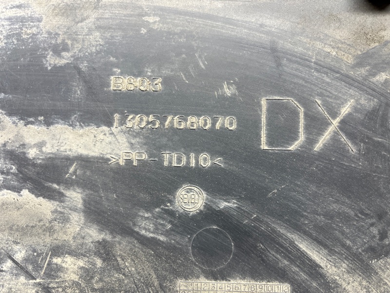 Накладка Молдинг боковой задняя правая jumper 2011 250 2.2 HDi 4HV (P22DTE)